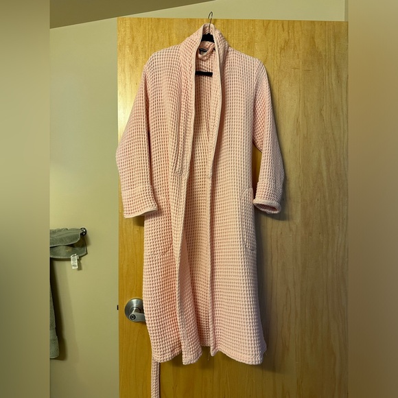 Brooklinen Dreamweave Waffle Robe (pink in XS) - Picture 2 of 2